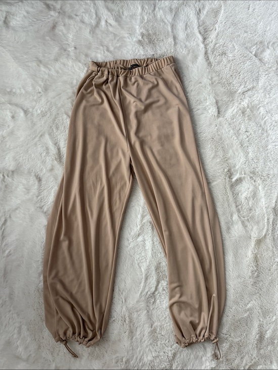 Zara Pants - Zara Taupe Cropped Drawstring Hem Pants